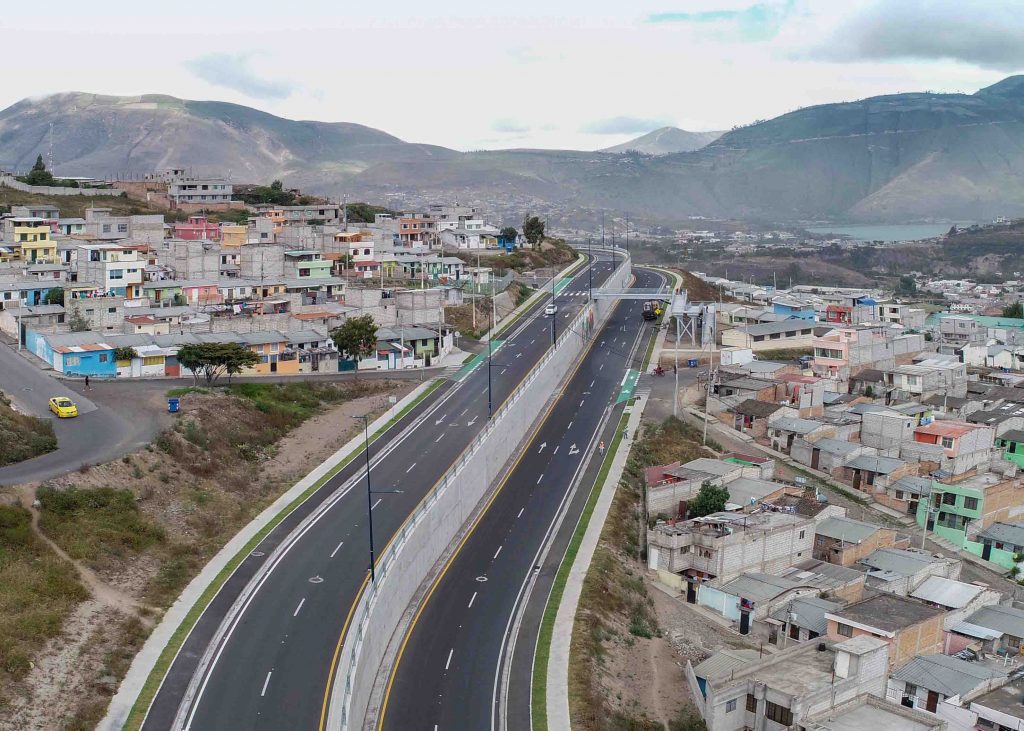 Ibarra Ecuador ring road construction