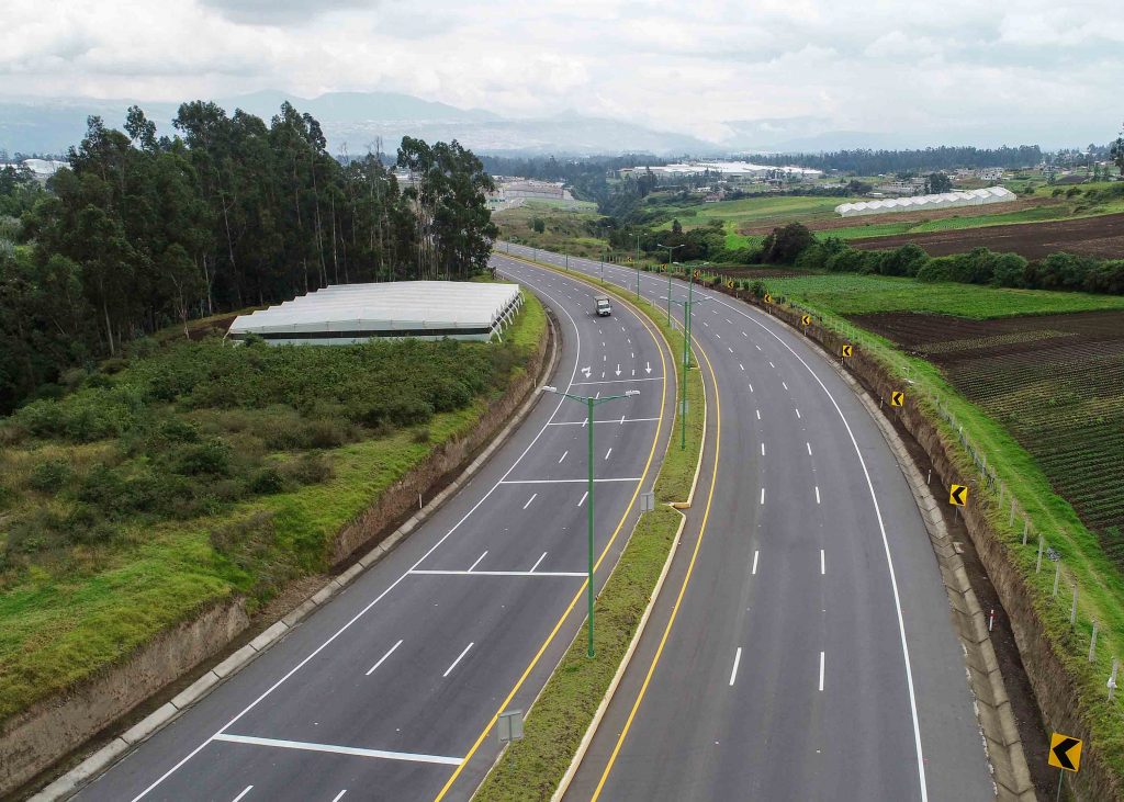 Pifo Ecuador Side Pass Construction