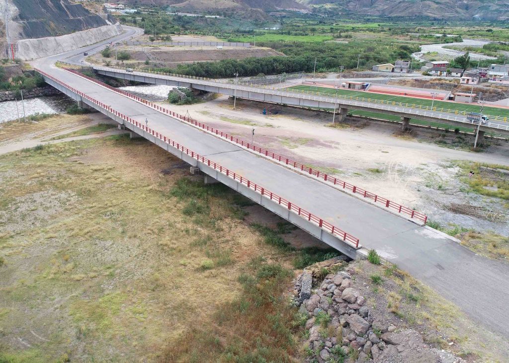 Construction of New Juncal Bridge Ecuador