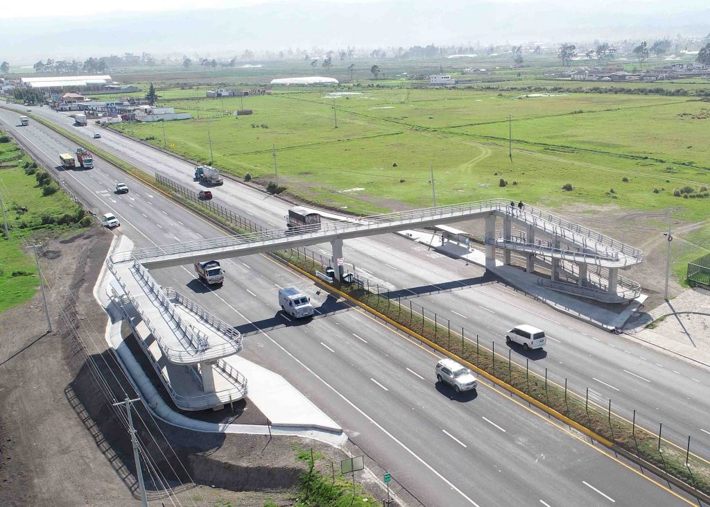 Construction of ITS Pedestrian Bridge Cotopaxi Ecuador